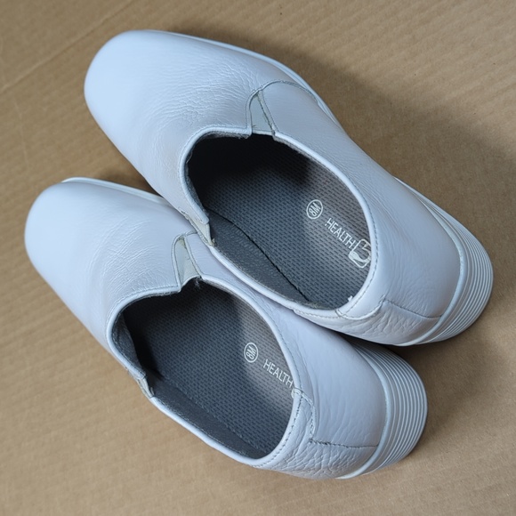 Health Pro Leather White Shoes Size 8M - Picture 10 of 10